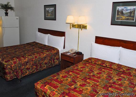 Stone Inn Extended Stay U Of A Тусон Стая снимка